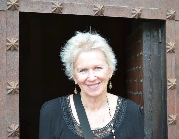 Gail Bell candid